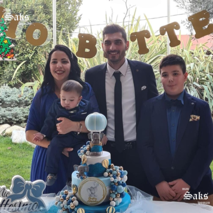 Abiti da Cerimonia per il Battesimo: Eleganza e Qualità con Saks abiti chieti scalo foto di gruppo musani cautieri per bimbo neonato ragazzo e ragazzino bambino elegante foto456