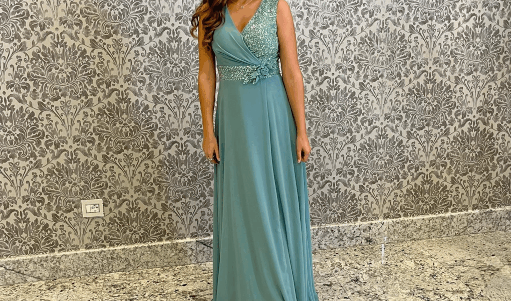 “Salve. Sono Paola Ceccomancini. Ho acquistato da voi il mio abito da testimone di nozze per il matrimonio della mia migliore amica del 21/09/25. Vi invio alcune foto del look completo. L'abito ha riscosso un enorme successo, ho ricevuto tantissimi complimenti. Grazie davvero ❤️ testimone matrimonio paola ceccomancini saks cerimonia chieti scalo musani foto1