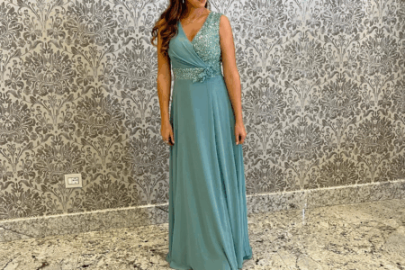 “Salve. Sono Paola Ceccomancini. Ho acquistato da voi il mio abito da testimone di nozze per il matrimonio della mia migliore amica del 21/09/25. Vi invio alcune foto del look completo. L'abito ha riscosso un enorme successo, ho ricevuto tantissimi complimenti. Grazie davvero ❤️ testimone matrimonio paola ceccomancini saks cerimonia chieti scalo musani foto1