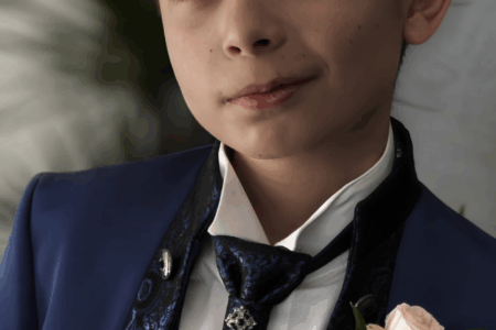 Ogni dettaglio di questo abito Cautieri racconta la raffinatezza della sartoria italiana: tessuti preziosi, linee impeccabili e uno stile pensato per i momenti più speciali. abito da cerimonia bambino chieti scalo pescara 2025 cautieri ragzzo foto1111